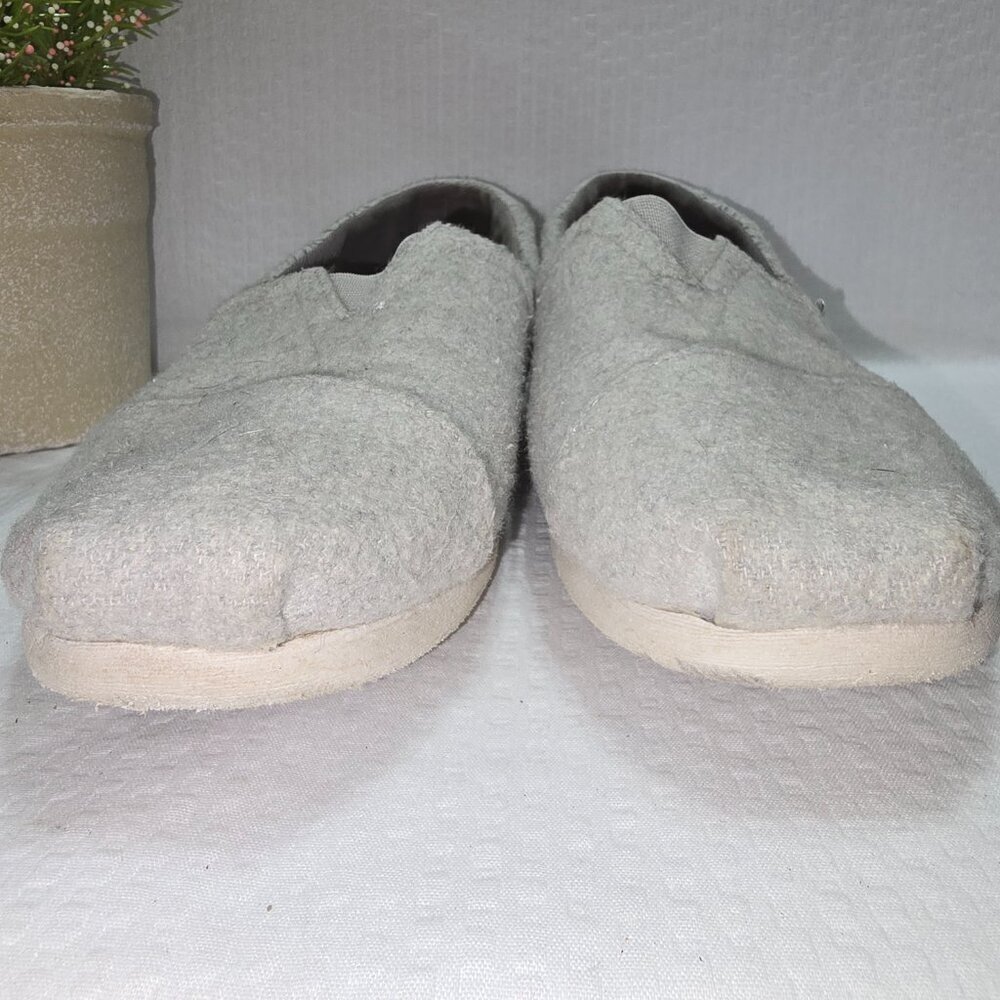 TOMS ALPARGATA SLIP ON SHOES GRAY HERRINGBONE DESIGN WOMENS SIZE 7 EUC - Picture 2 of 8